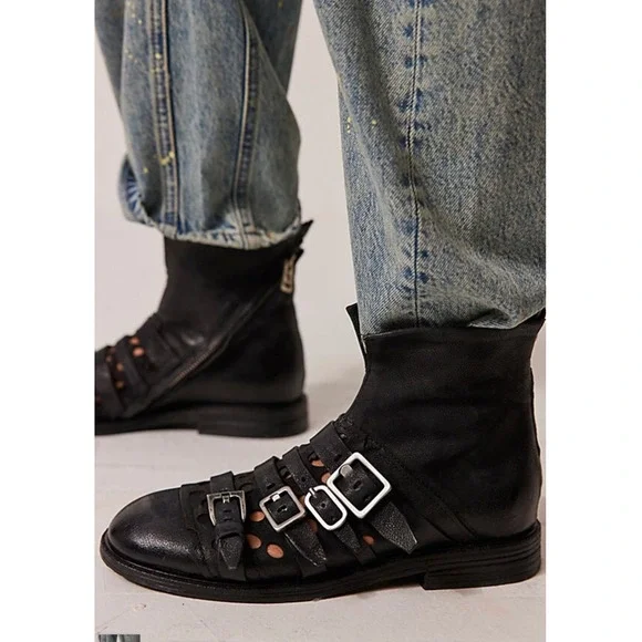 A.S.98 Vivi Buckle Boots 37 NEW